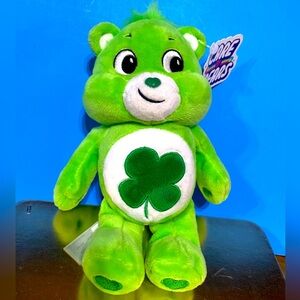 CARE BEARS NWT 2020 GOOD LUCK BEAR GREEN w/SHAMROCK ORIGINAL ATTACHED TAG 10”